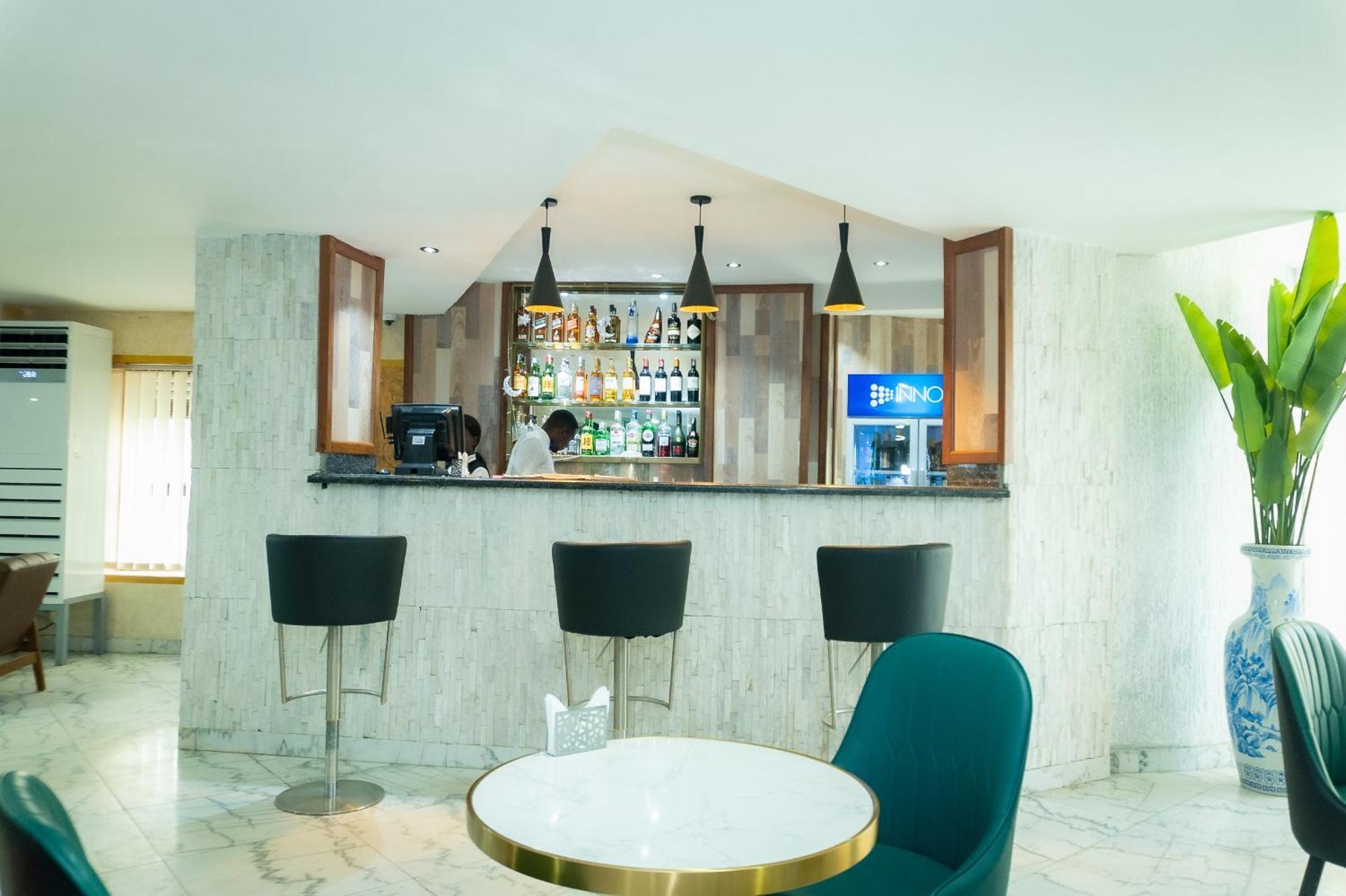 Hotel Le Figaro 杜阿拉 外观 照片
