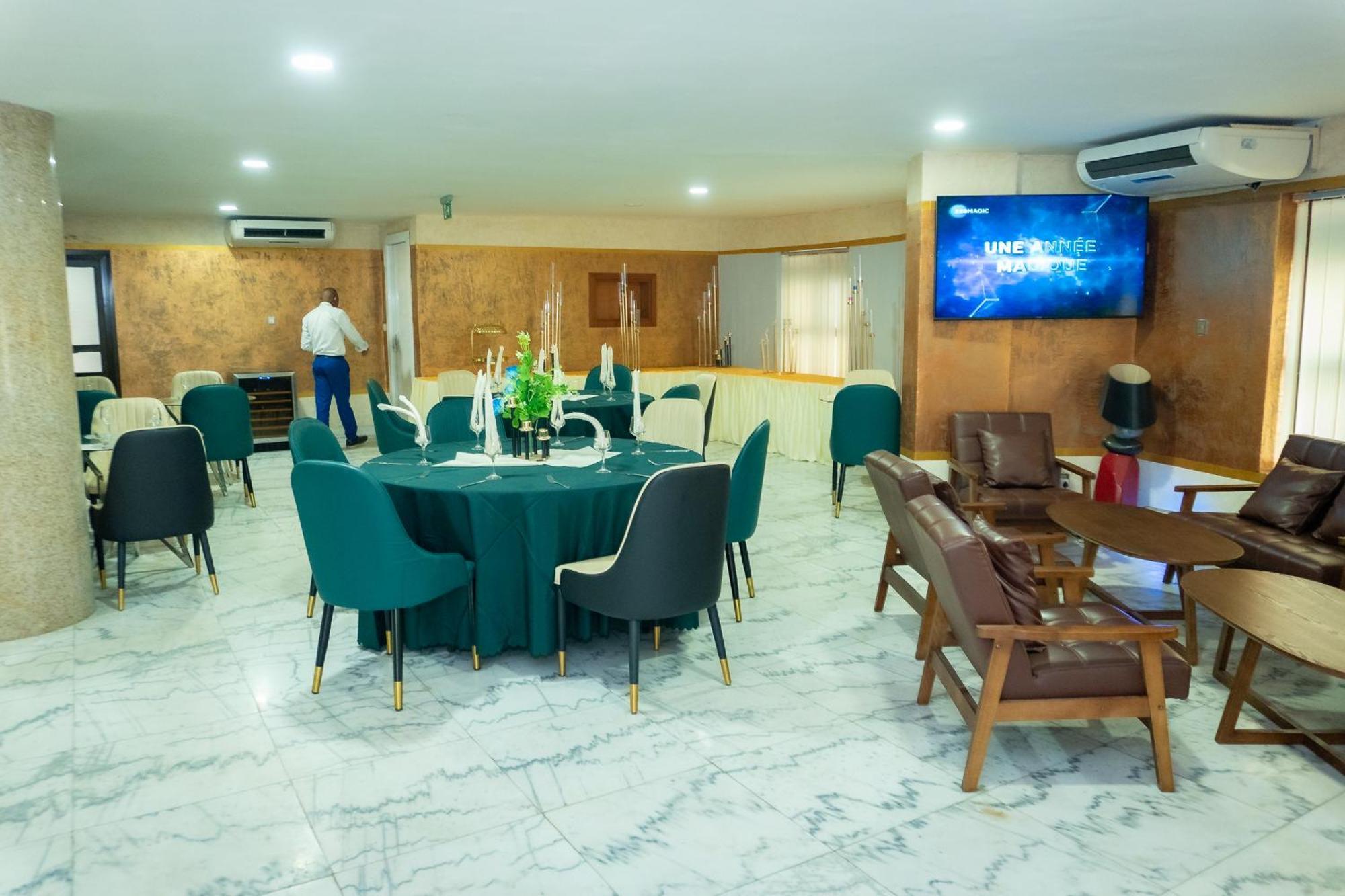 Hotel Le Figaro 杜阿拉 外观 照片